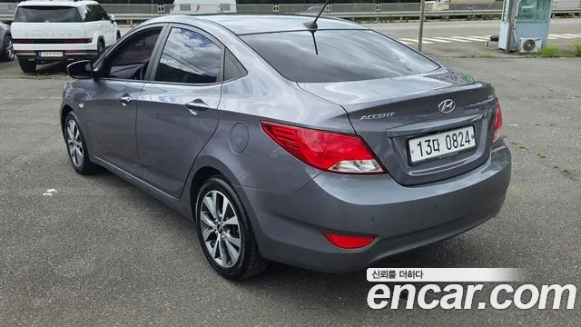 Hyundai Accent 2016 thumb 2