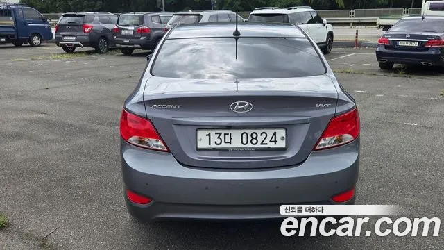 Hyundai Accent 2016 thumb 4