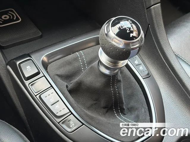 Hyundai Veloster 2021 thumb 9