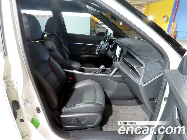 KG_Mobility_Ssangyong Torres 2023 thumb 8