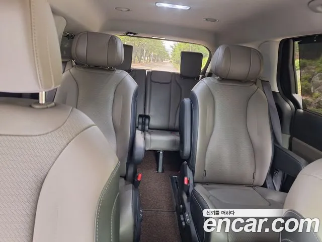 Kia Carnival 2024 thumb 7