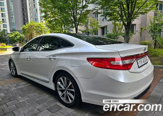 Hyundai Grandeur 2015 thumb 4