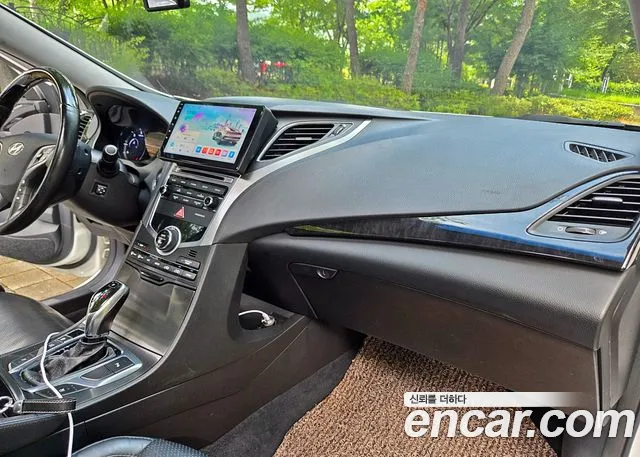 Hyundai Grandeur 2015 thumb 10