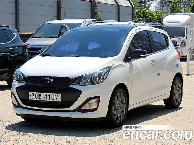 Chevrolet Spark 2018 thumb 2