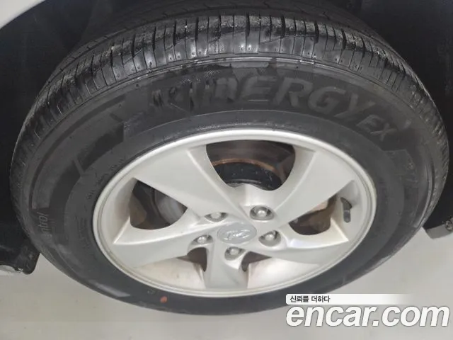 Hyundai Avante 2014 thumb 5