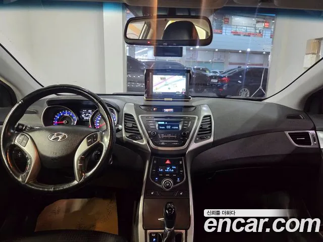Hyundai Avante 2014 thumb 7