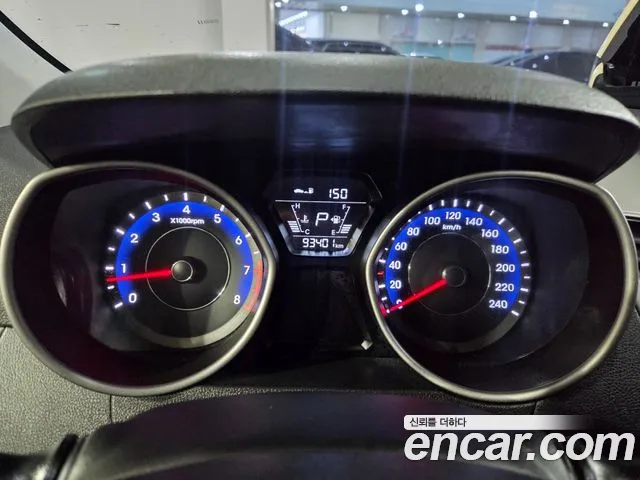 Hyundai Avante 2014 thumb 8