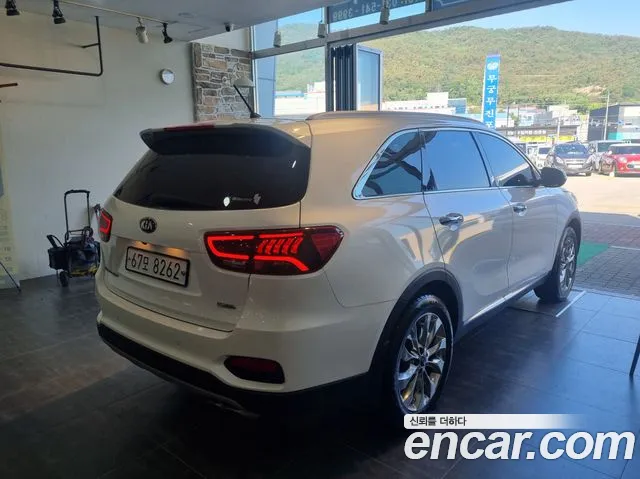 Kia Sorento 2019 thumb 2