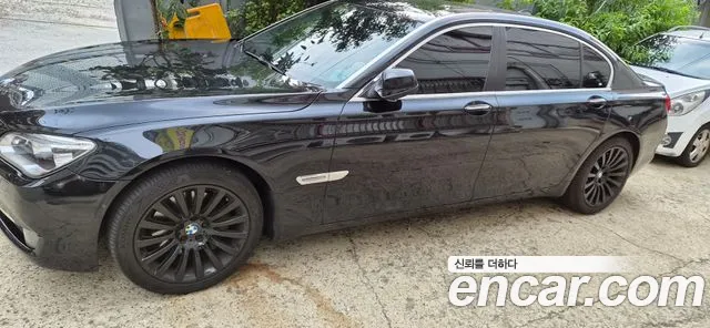 BMW 7 серии 2010 thumb 9