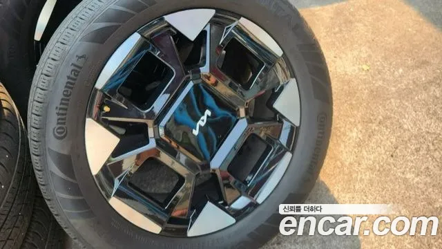 Kia Carnival 2020 thumb 5