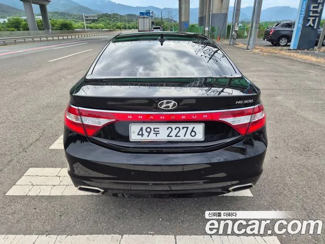 Hyundai Grandeur 2014 thumb 4