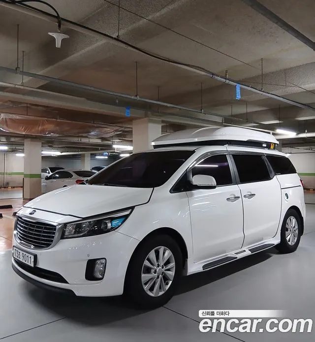 Kia Carnival 2016 thumb 12