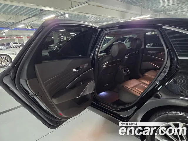 Kia K9 2018 thumb 12