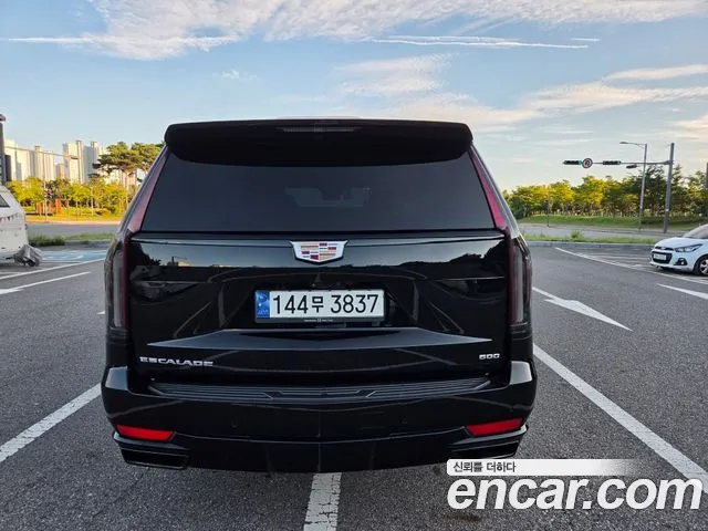Cadillac Escalade 2021 thumb 2