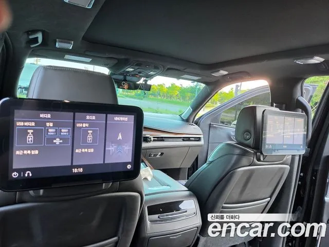 Cadillac Escalade 2021 thumb 4
