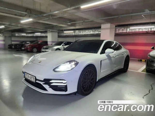 Porsche Panamera 2021 thumb 3
