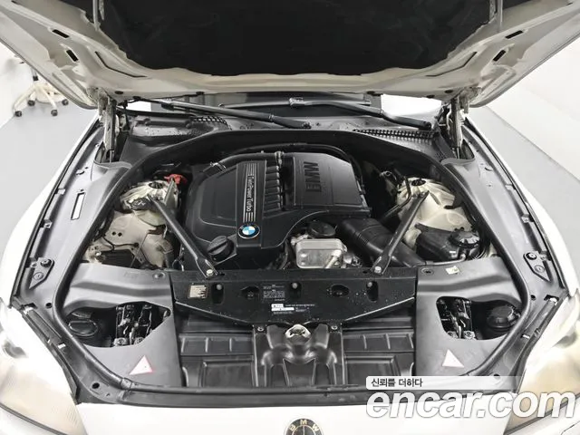 BMW 6-Series 2012 thumb 6
