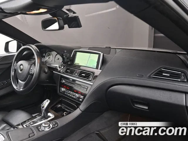 BMW 6-Series 2012 thumb 7