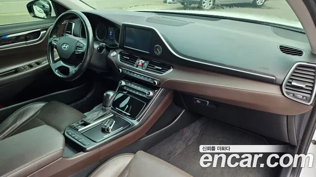 Hyundai Grandeur 2018 thumb 8