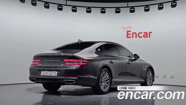Genesis G80 2020 thumb 2