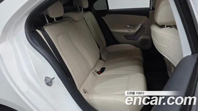 Mercedes-Benz A-Класс 2021 thumb 11