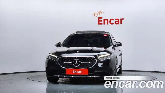 Mercedes-Benz E-Класс 2025 thumb 3