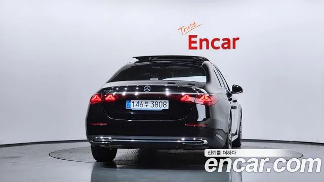 Mercedes-Benz E-Класс 2025 thumb 4