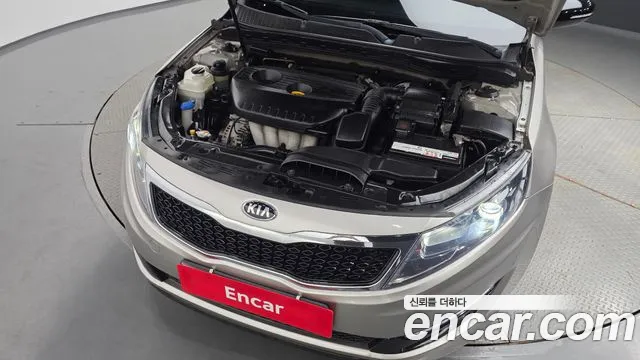 Kia K5 2012 thumb 6