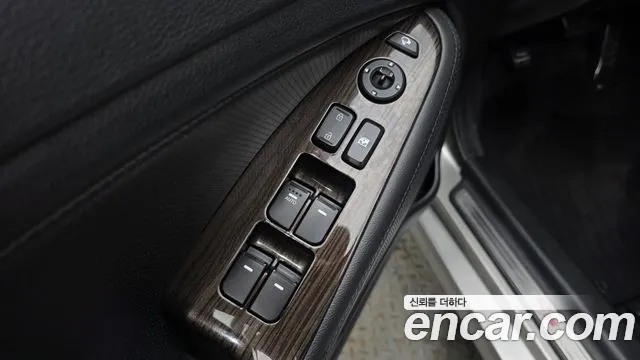 Kia K5 2012 thumb 12