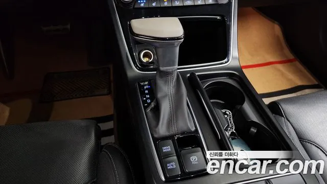 Hyundai Grandeur 2017 thumb 9