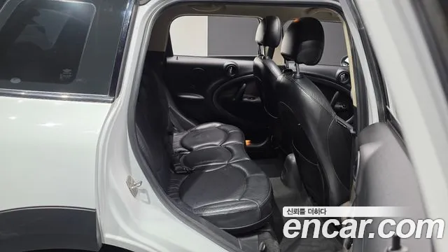 Mini Countryman 2011 thumb 12