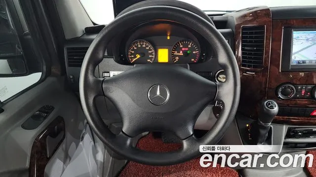 Mercedes-Benz Sprinter 2016 thumb 12