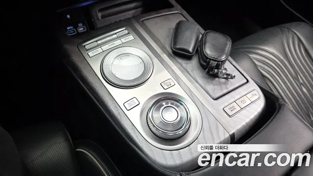 Genesis G80 2020 thumb 9