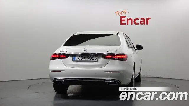 Mercedes-Benz E-Класс 2021 thumb 4