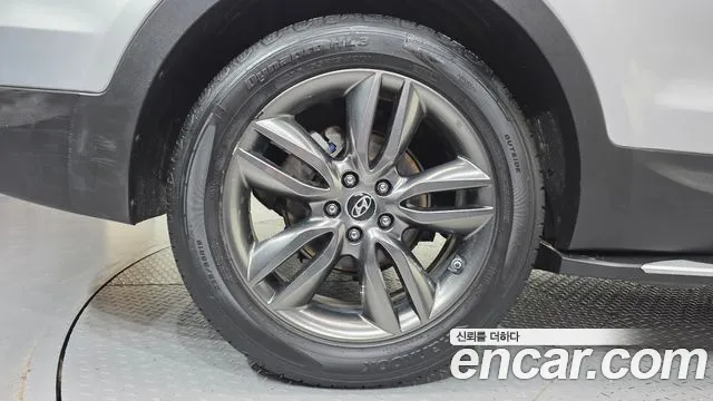 Hyundai Santa Fe 2013 thumb 5