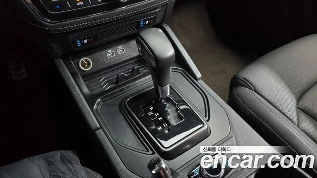 KG_Mobility_Ssangyong Rexton 2022 thumb 9
