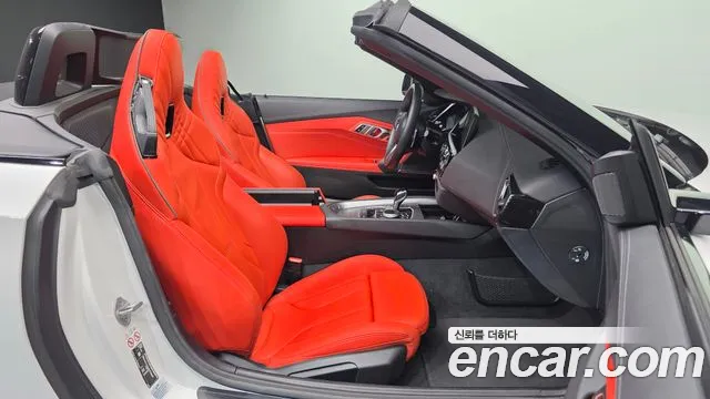 BMW Z4 2022 thumb 11
