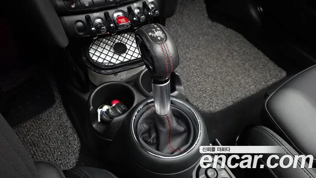 Mini Hatch 2019 thumb 8