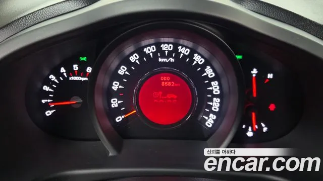Kia Sportage 2011 thumb 8
