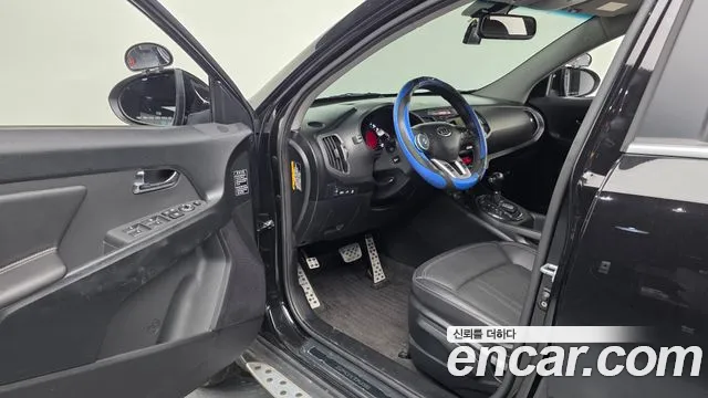 Kia Sportage 2011 thumb 10
