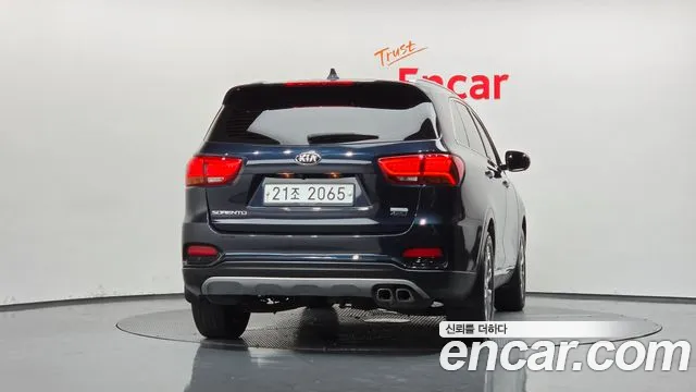 Kia Sorento 2019 thumb 4