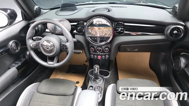 Mini Cooper Convertible 2024 thumb 7