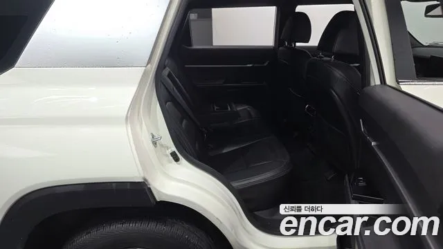 KG_Mobility_Ssangyong Torres 2022 thumb 11