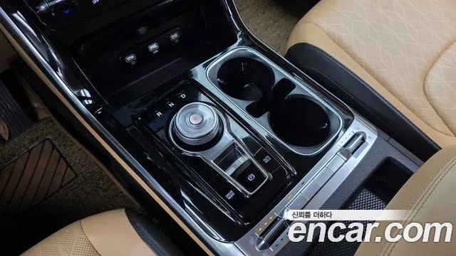 Kia Carnival 2022 thumb 9