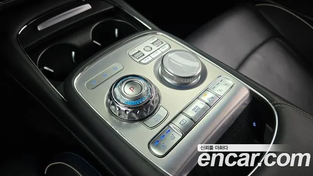 Genesis G90 2022 thumb 9