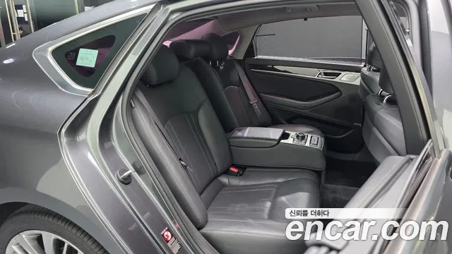Genesis G80 2017 thumb 11