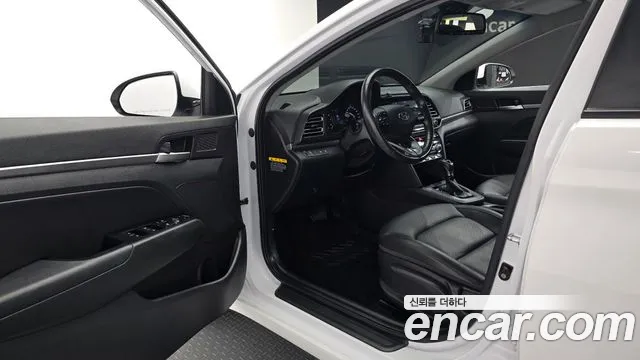 Hyundai Avante 2019 thumb 10