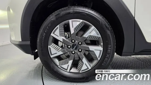 KG_Mobility_Ssangyong Torres 2025 thumb 5