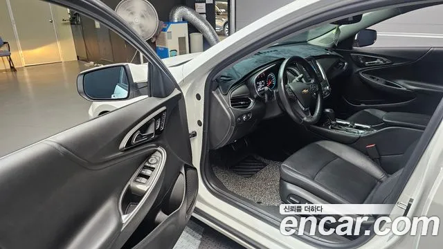 Chevrolet Malibu 2017 thumb 10