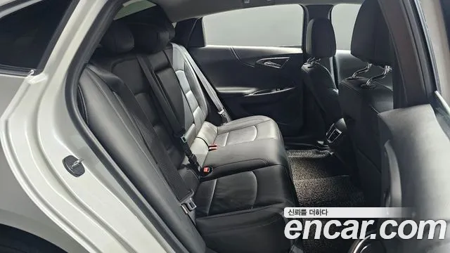 Chevrolet Malibu 2017 thumb 11